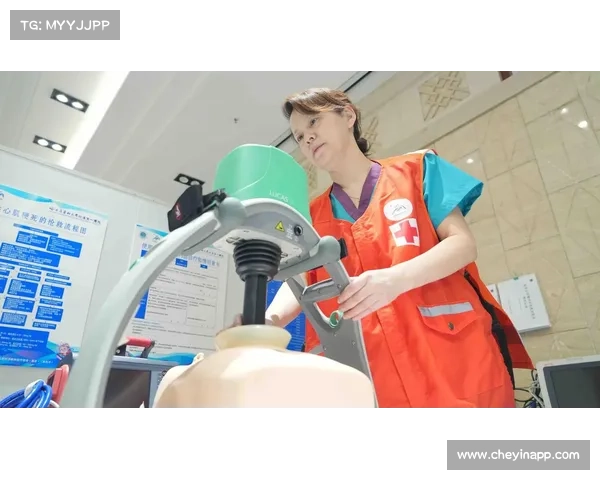 美式橄榄球医疗团队扩编 引入中医专家助力运动员康复 美式橄榄球医疗团队扩编 引入中医专家助力运动员康复